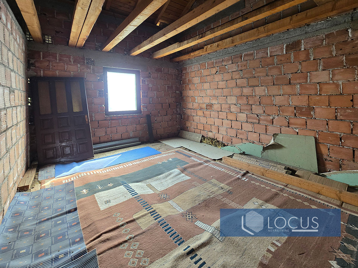 LOCUS: TOP LOKACIJA!! Kuća na parceli 314m2, Stup-Tibra 10