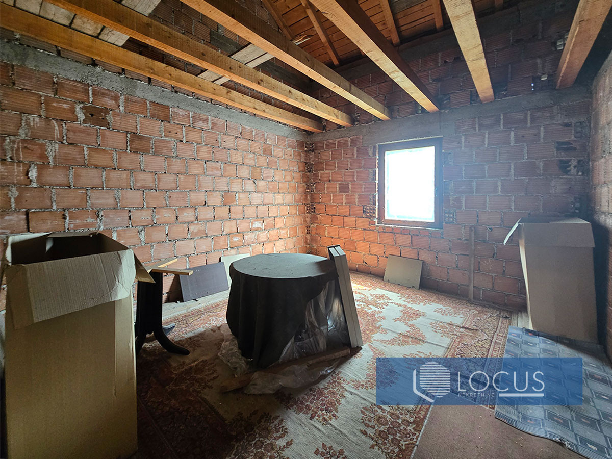 LOCUS: TOP LOKACIJA!! Kuća na parceli 314m2, Stup-Tibra 11
