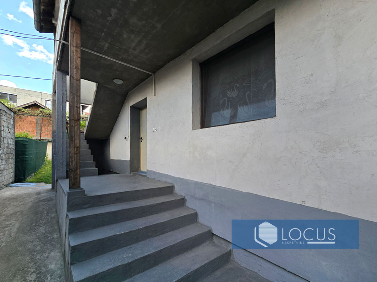 LOCUS: TOP LOKACIJA!! Kuća na parceli 314m2, Stup-Tibra 14