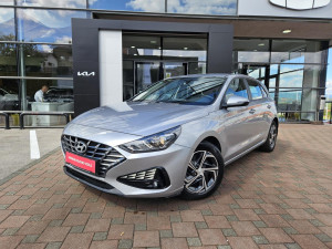 Hyundai i30 1,5 Benzin/Elektro AT ID:36