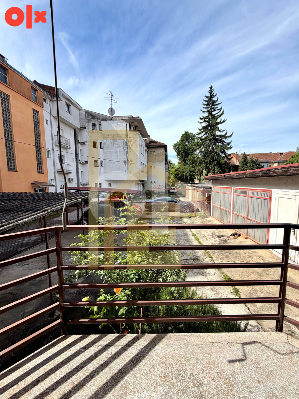 Iznajmljujemo poslovni prostor na atraktivnoj lokaciji, Centar 19