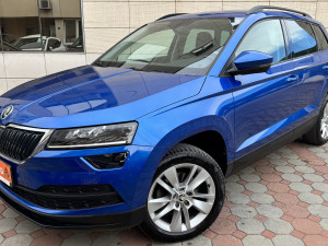 ŠKODA Karoq 2.0 DSG "STYLE" Full LED Matrix Kamera Keyless 2021