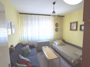 EŠ naselje trosoban stan 84m2 photo 3