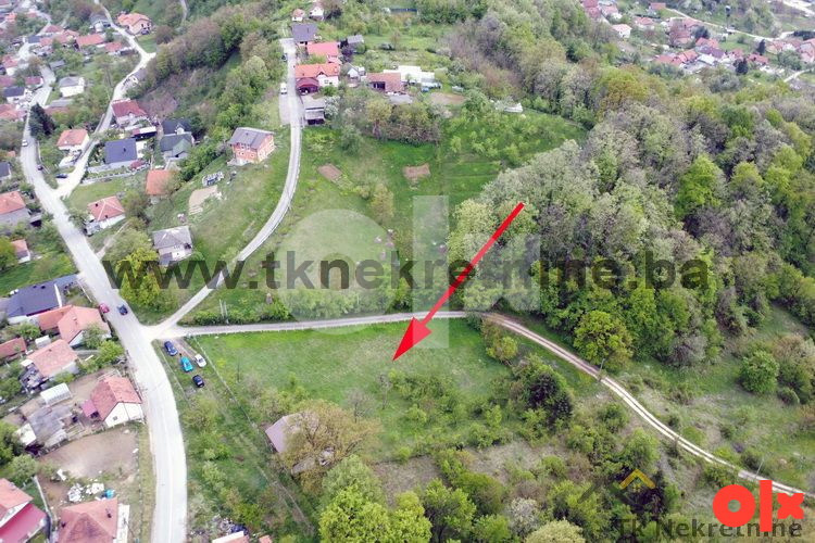 KOZLOVAC - Odlična parcela 3133 m2, pored glavnog puta 16