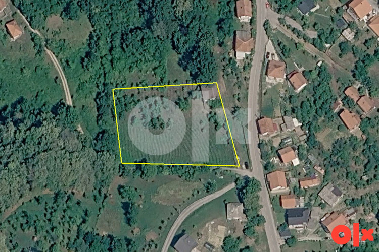 KOZLOVAC - Odlična parcela 3133 m2, pored glavnog puta 18