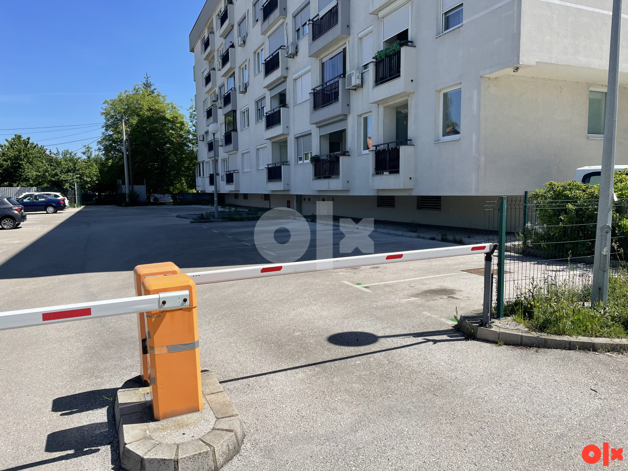 Garaža Sarajevo - Dobrinja Novi Grad 2