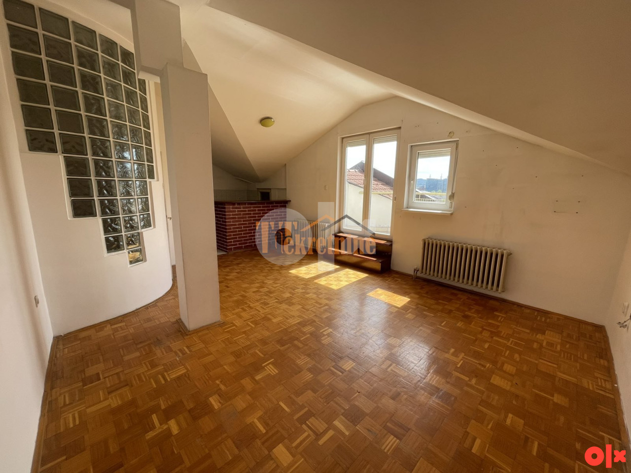 Četvorosoban stan 86 m2 - Naselje Mjesec 3