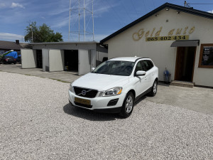 Volvo XC 60 XC60 2.4 D AUTOMATIK 4X4 AWD