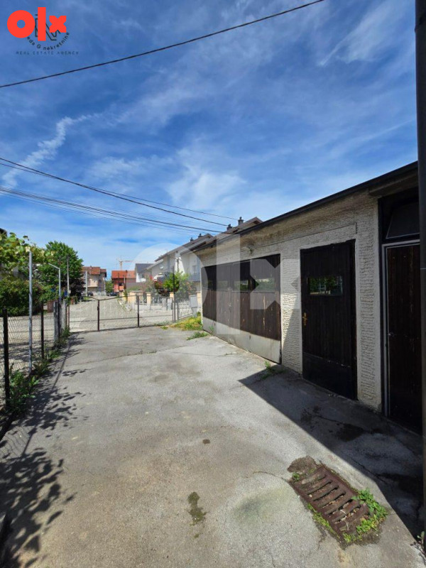 Petrićevac- M.Crnjanskog, kuća sa okućnicom 9