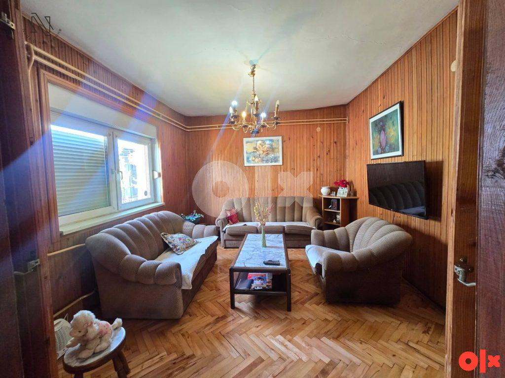Petrićevac- M.Crnjanskog, kuća sa okućnicom 19