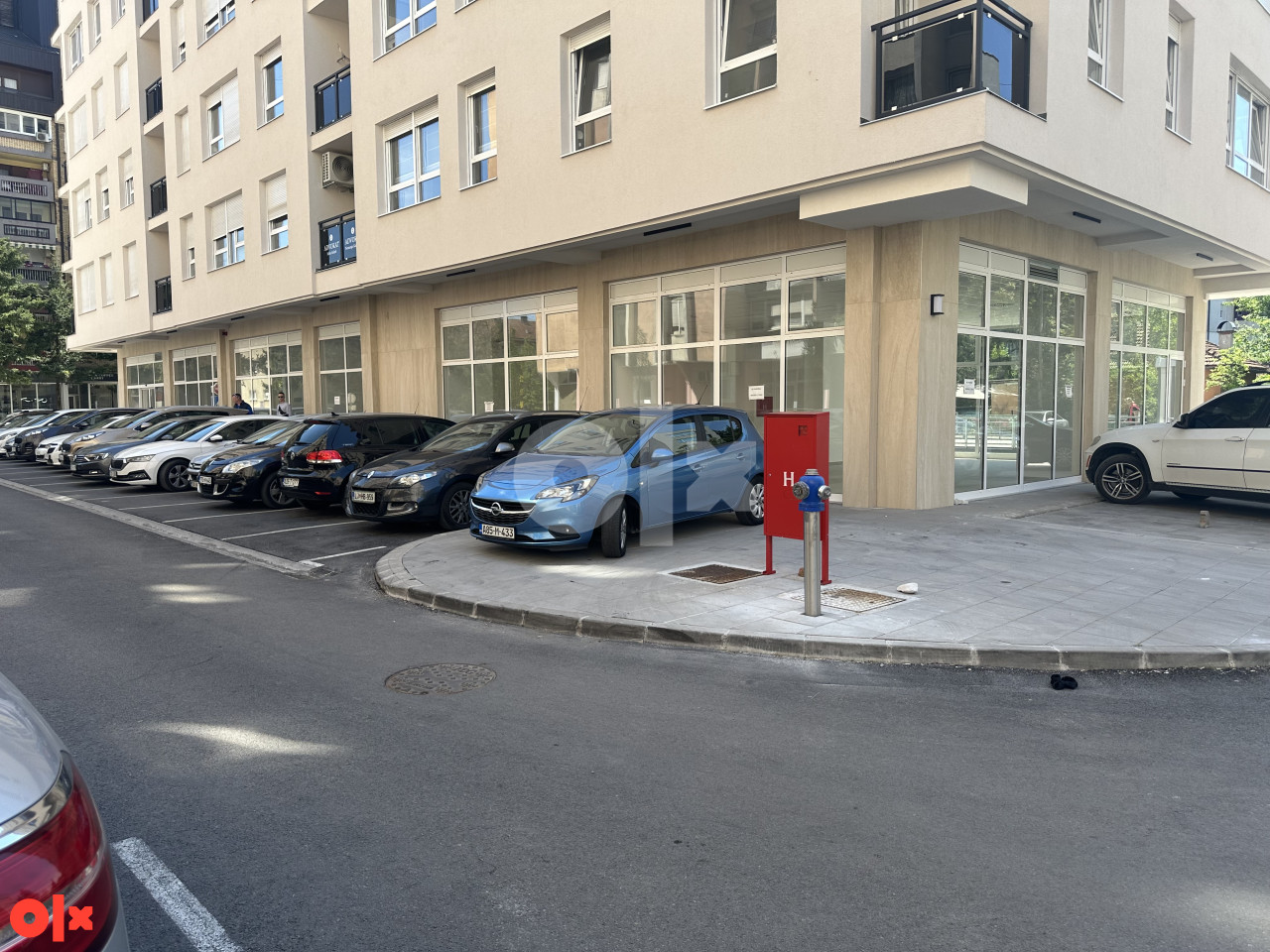 REPREZENTATIVAN POSLOVNI PROSTOR 2