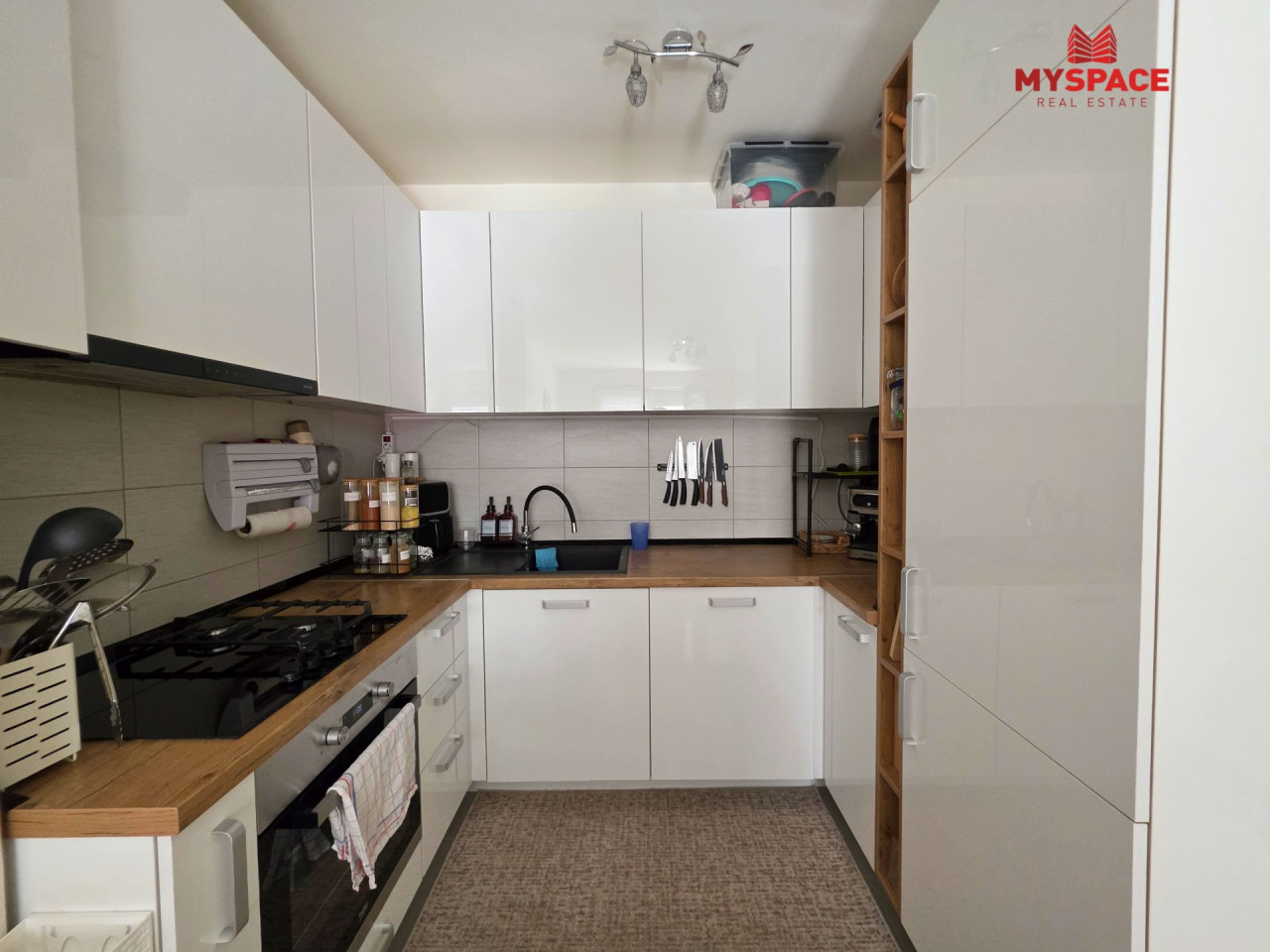 MY SPACE/ Stan/ Dobrinja C5/ NOVOGRADNJA/ NAMJESTEN/ 42 m2 3