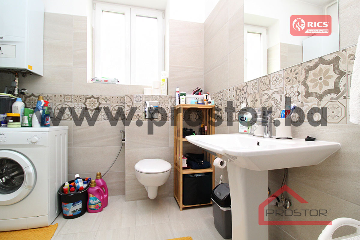 PROSTOR prodaje: Dvosoban stan, 59m2, Stari Grad 13