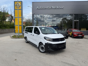 Opel Vivaro Combi L 2.2 180KS AT8