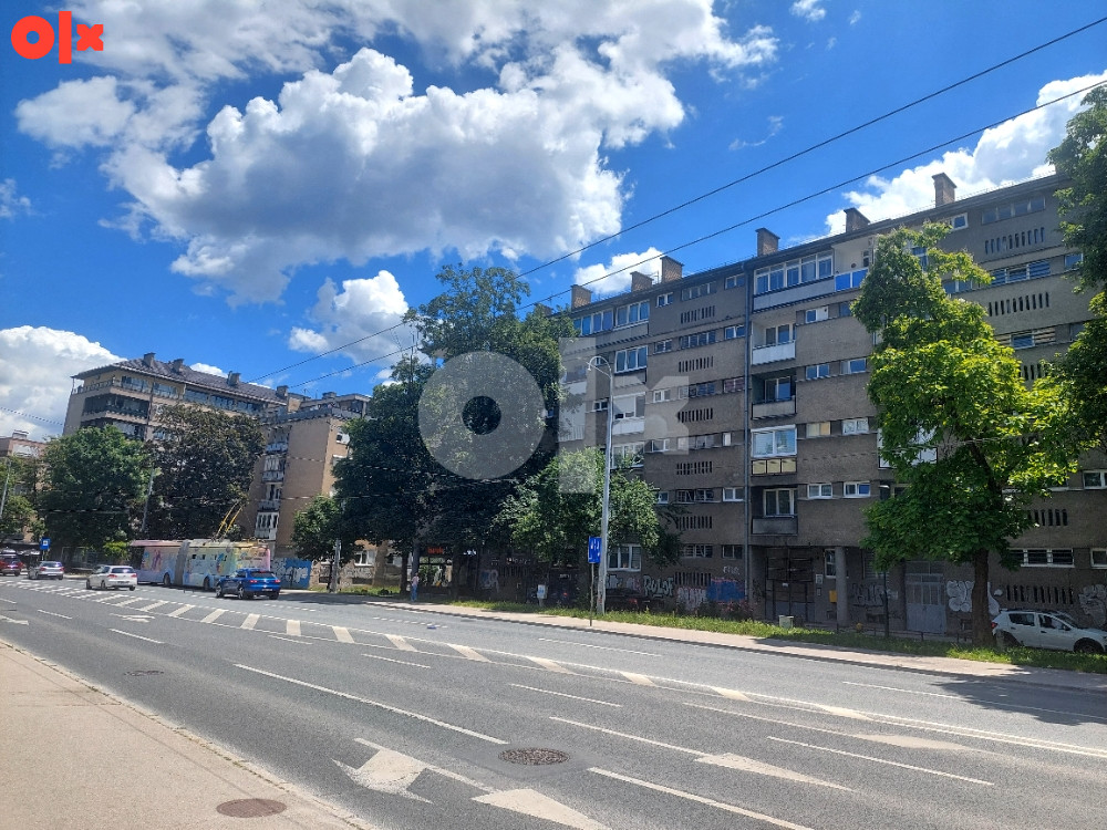 STAN 61M2 ZAGREBAČKA ULICA GRBAVICA