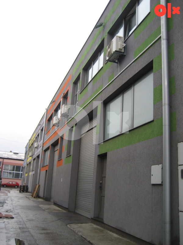 Skladište i kancelarijski prostor 3x400 m2 2