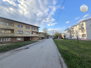 Sniženo!! Stan Pale, Koran, 66m2, prizemlje, trosoban, ostave photo 3