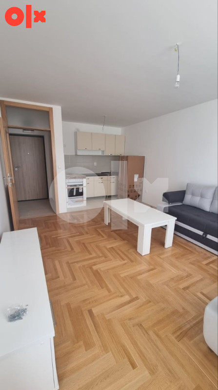 Najam - trosoban stan 54m2 - ul. Dečanska 2