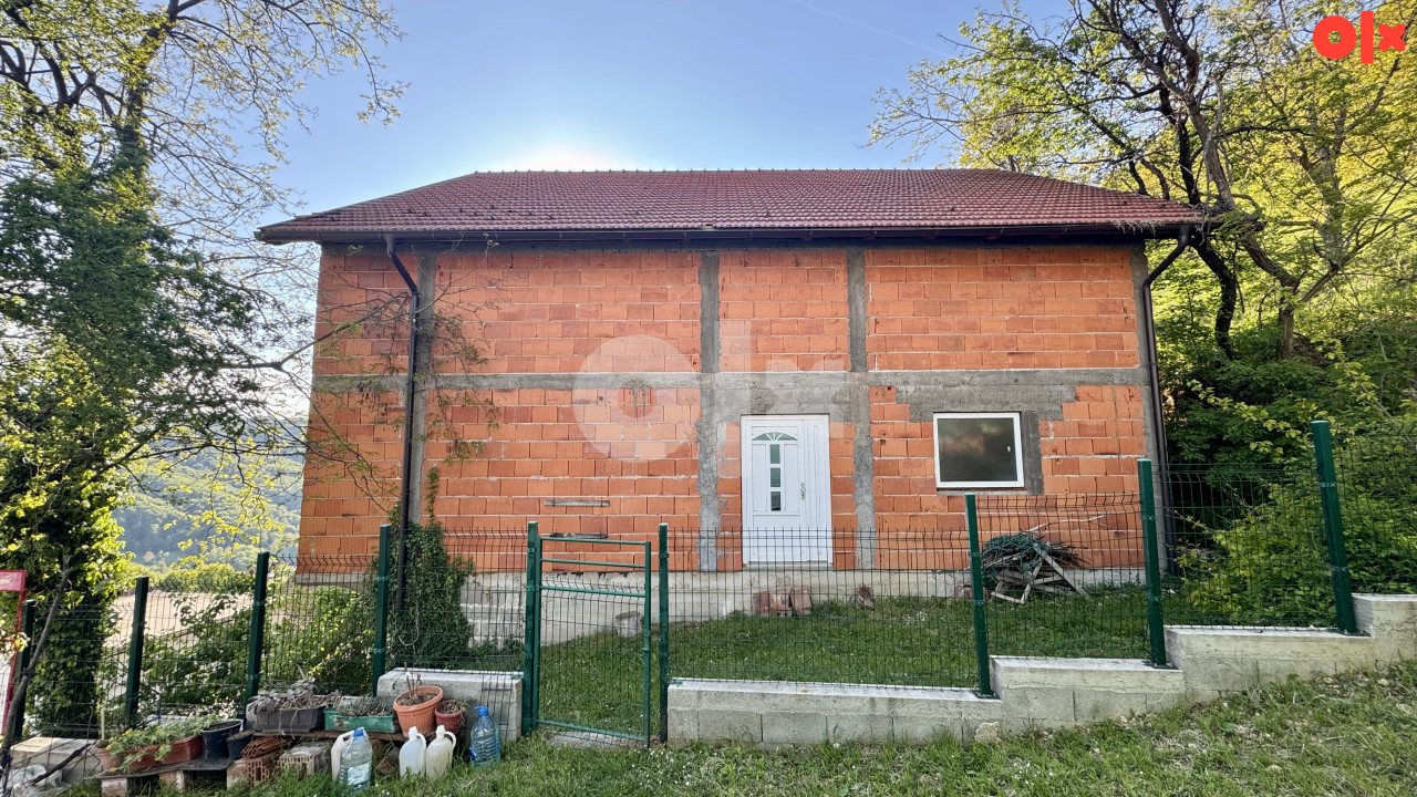 Kuća, Rohbau stanju sa panoramskim pogledom Goduš (Tuzlanski k.) 3