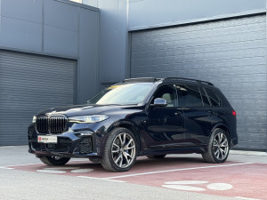 BMW X7 G07 M50d 400ks xDrive Laser Pano 360" Head-up 2020