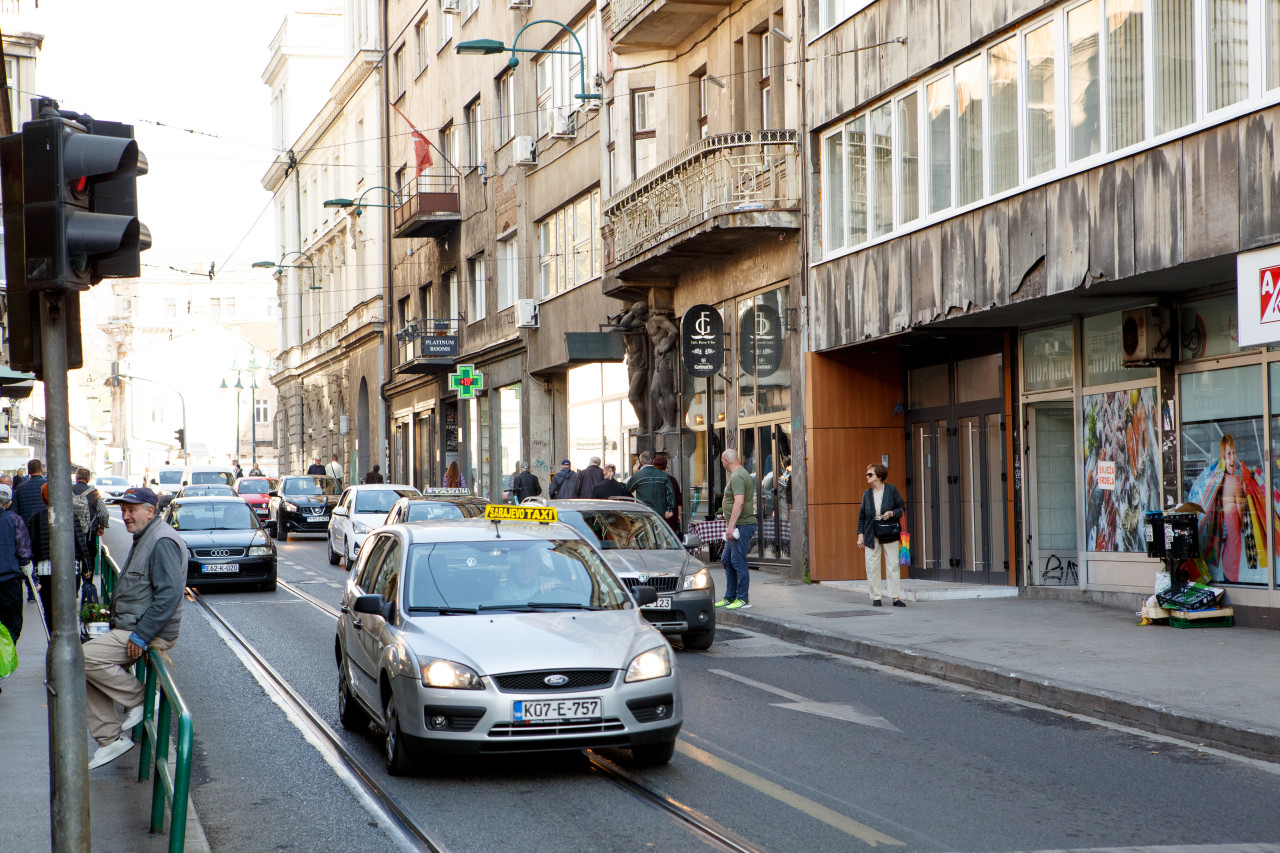DVA DVOSOBNA STANA / MARKALE / STARI GRAD - SARAJEVO / 96m2 37