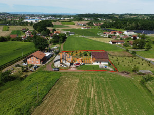 Kuća sa pomoćnim objektima - Veliko Blaško