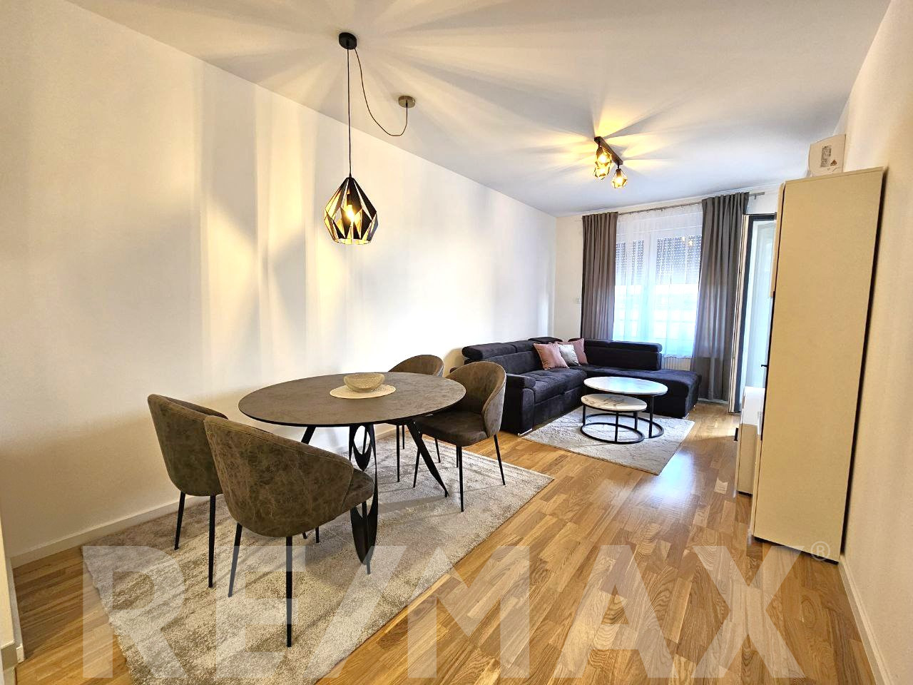 Moderan stan 51m2 sa garažnim mjestom | Naselje Park 2