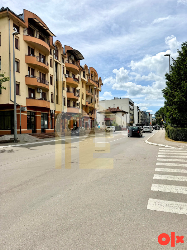 Iznajmljujemo poslovni prostor na prometnoj lokaciji 3