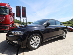 VW Passat 2.0 TDI DSG7 Business Line Kamera ParkAssist FACELIFT
