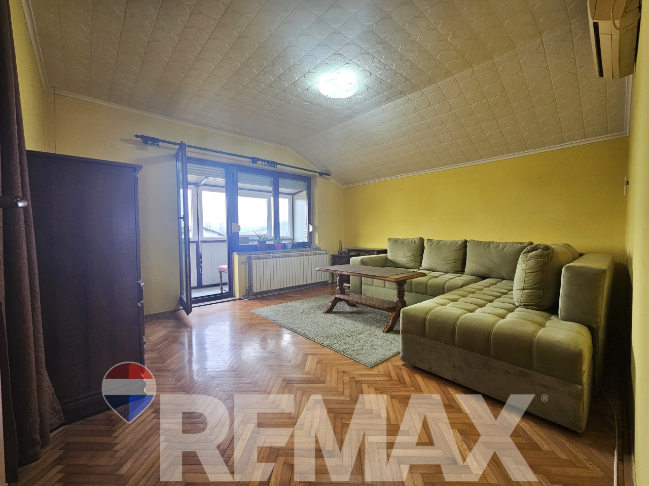 Trosoban stan za najam 72 m2 | Hiseta 2