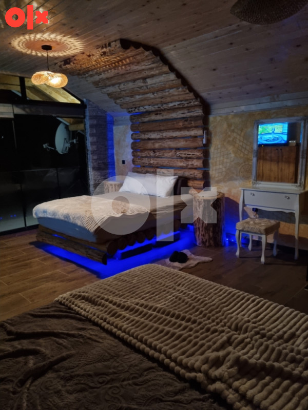 Vikendica sa bazenom 12