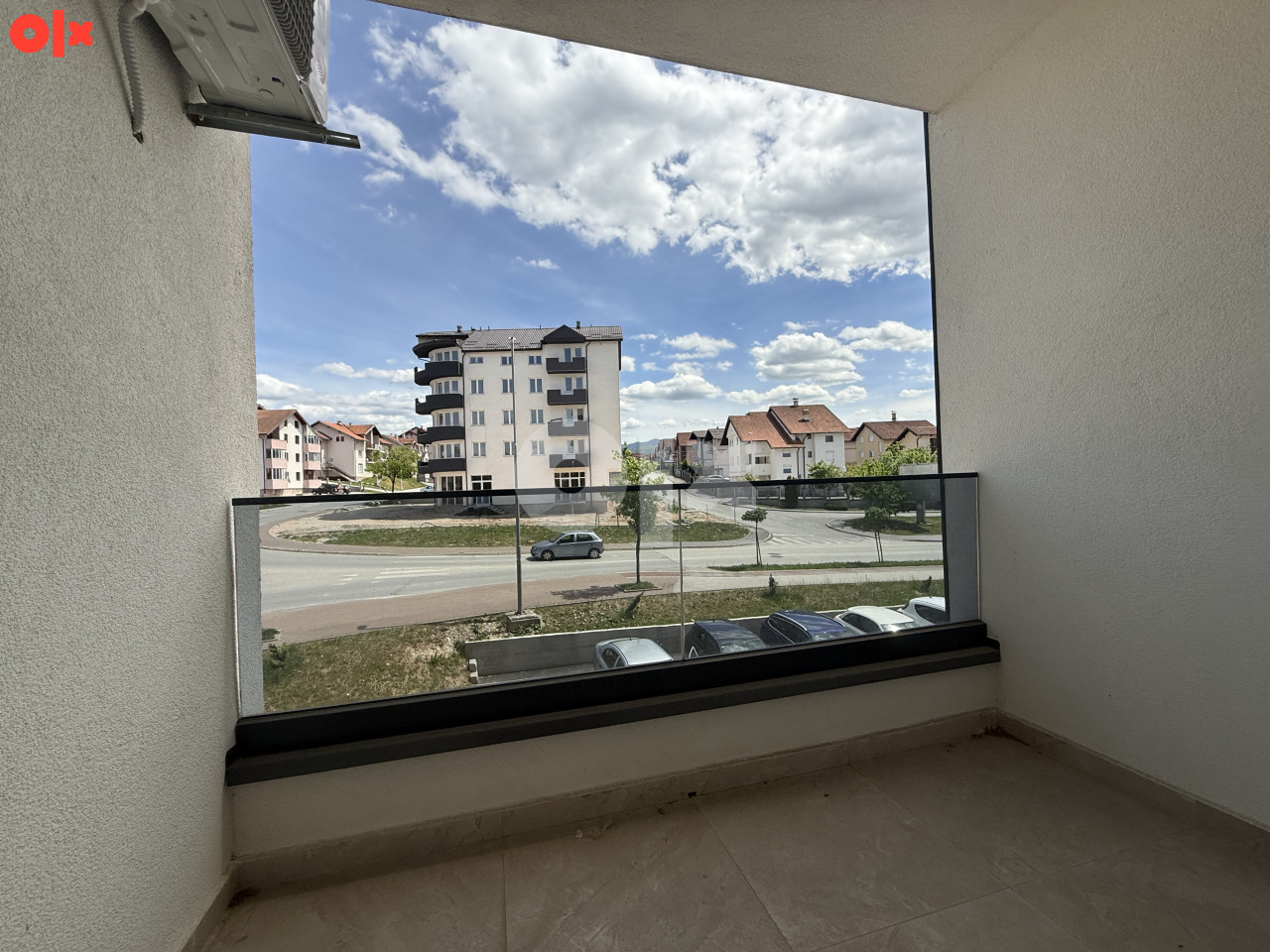 Četverosoban stan 96 m2 Istočno Sarajevo 8