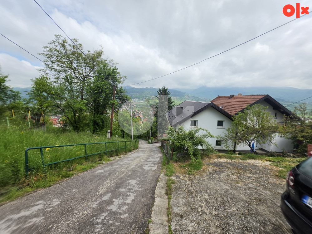 Kuća sa okućnicom 4