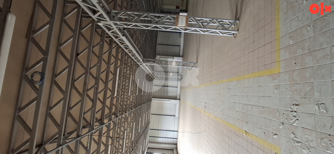INDUSTRIJSKI OBJEKAT SA DIREKTNIM IZLAZOM NA UNU 9