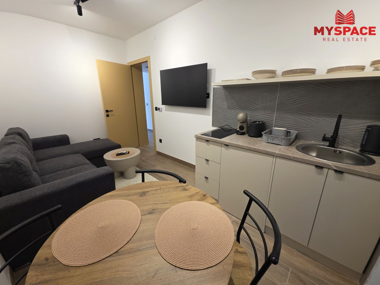 MY SPACE/ Stan/ Koševo/ 78m2 (130m2) 9