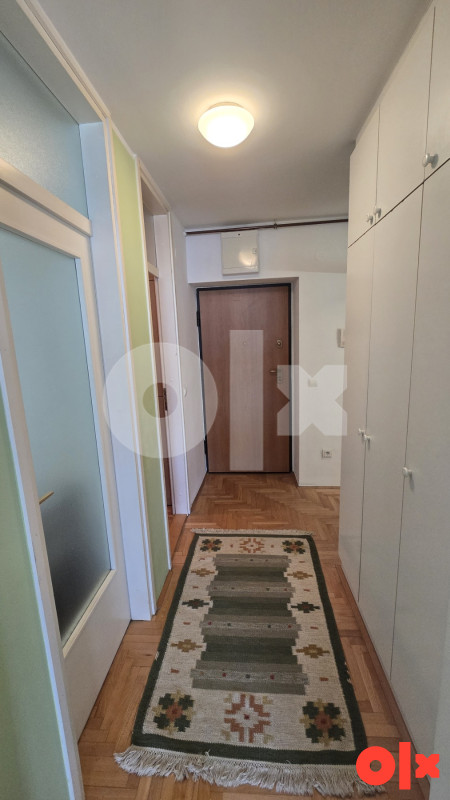 IZDAJE SE KLIMATIZIRAN STAN - SARAJEVO - Widok 6