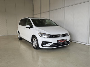 Touran 1.4 TSI R-Line*Godina:2017*Panorama*Kamera*LED*ACC*NAVI*