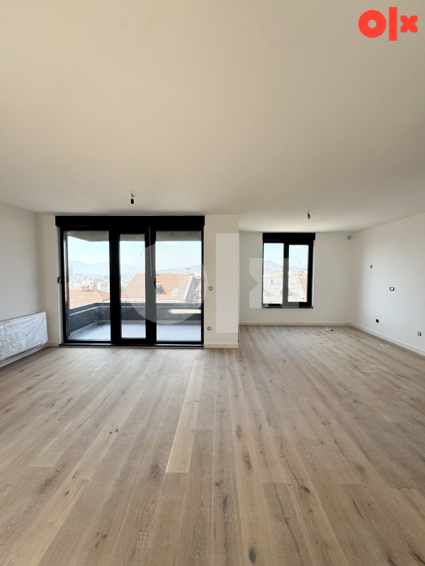 Breka stan 85 m2 trosoban sa balkonom LUX novogradnja 2
