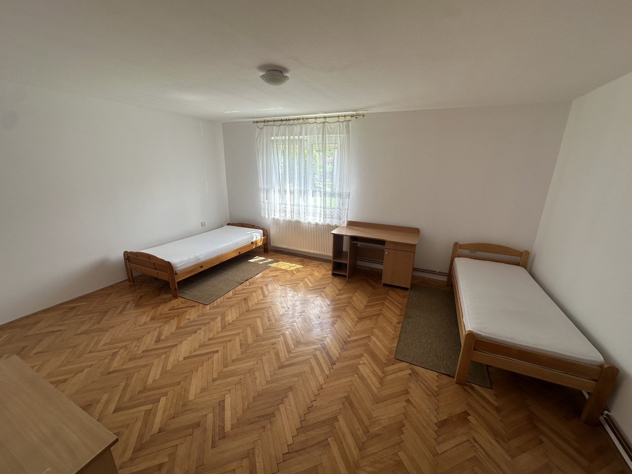 Namješten četverosoban stan na Laušu - 100 m2 15