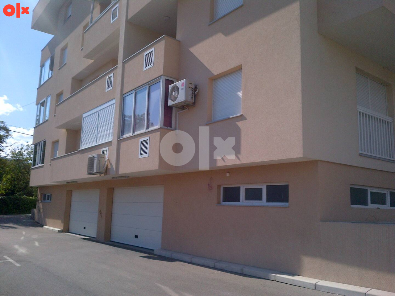 STAN NA DAN Mostar - 063 999 993 + garaza 11