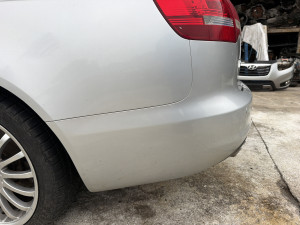 Branik zadnji Audi A6 2010 (fotografija 3)