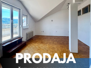 Na prodaju četverosoban stan u naselju Mjesec
