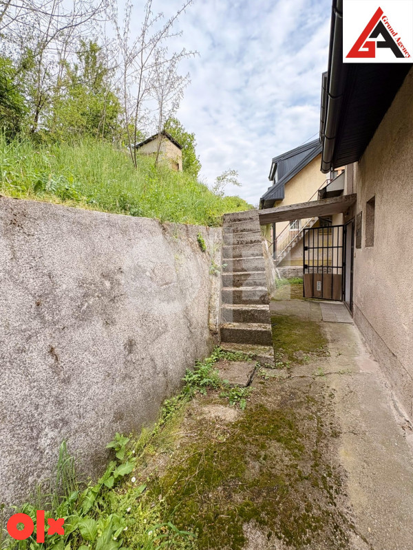 Kuća 80 m2 sa 701 m2 okućnice - Zenica 6