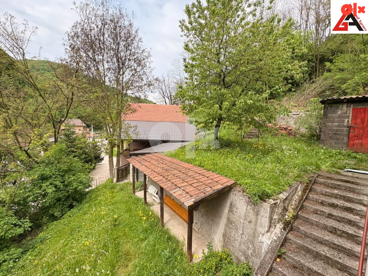 Kuća 80 m2 sa 701 m2 okućnice - Zenica 11