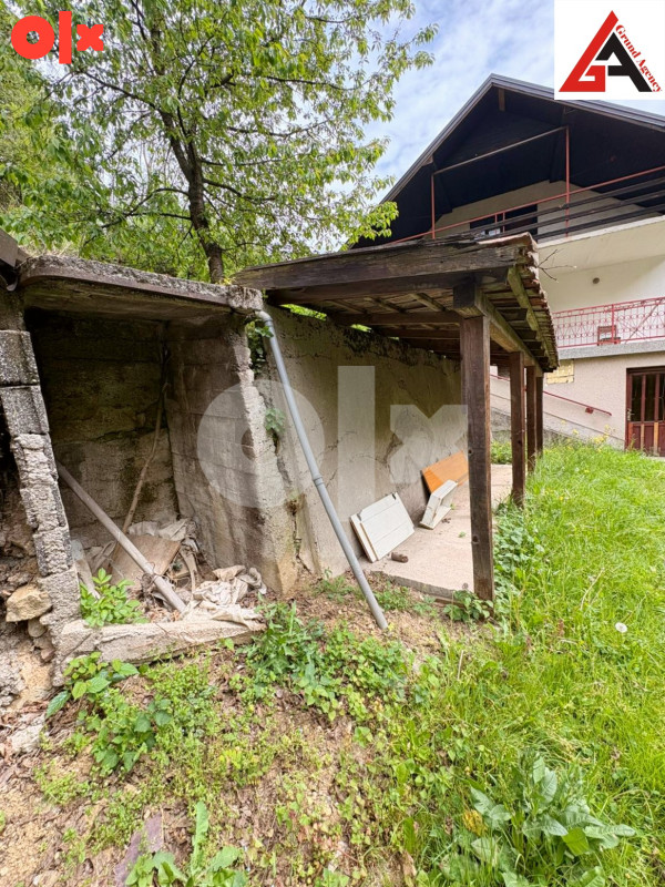 Kuća 80 m2 sa 701 m2 okućnice - Zenica 25