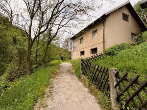 Kuća 80 m2 sa 701 m2 okućnice - Zenica
