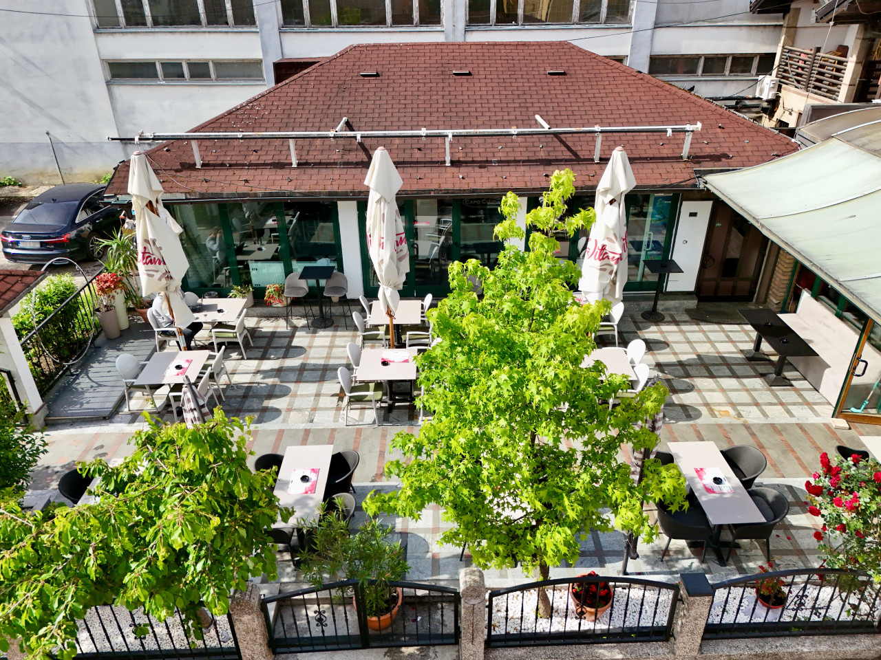 POSLOVNI PROSTOR U SKLOPU LOUNGE BARA BJANKA/80m2/ CENTAR BL 5