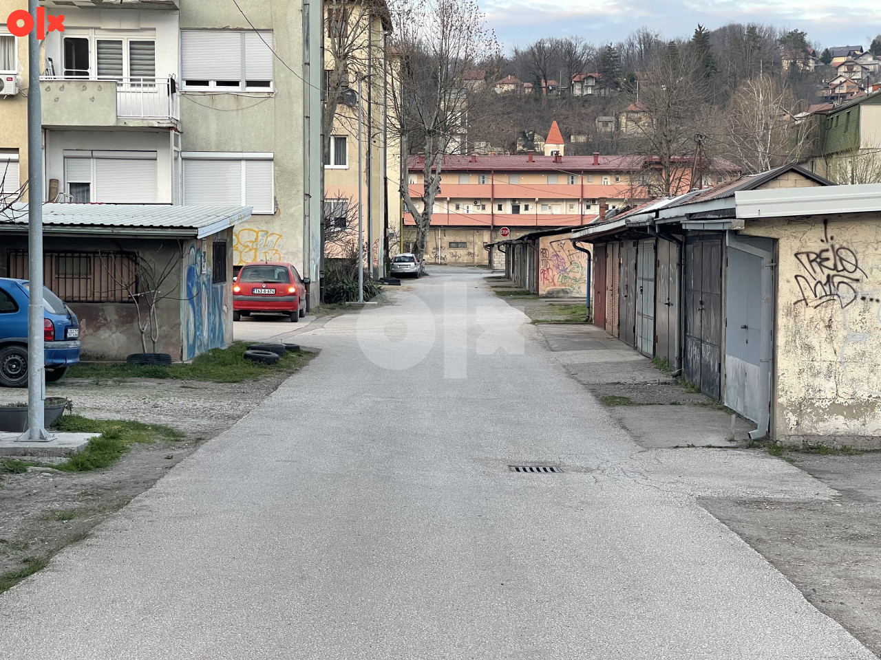 Prodajem Garažu  Zidanu Lukavac U Centru Kao Nova 6