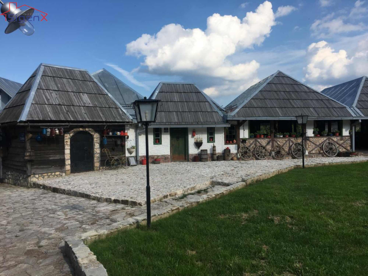 Zemljište Nišići/ Nišička visoravan/ 4687m2/ etno selo 8
