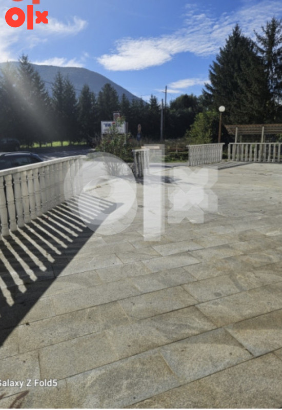 Iznajmljivanje-  poslovni prostor- ILIŽA 378m2 2